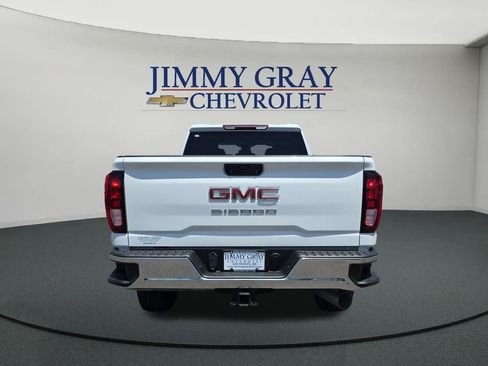 Used 2024 GMC Sierra 2500 Pro w/ Convenience Package AWD/4WD image 4
