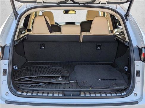 Used 2015 Lexus NX 300h image 6