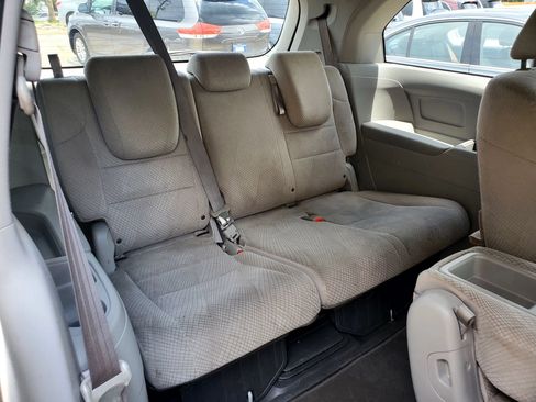 Used 2014 Honda Odyssey EX image 21