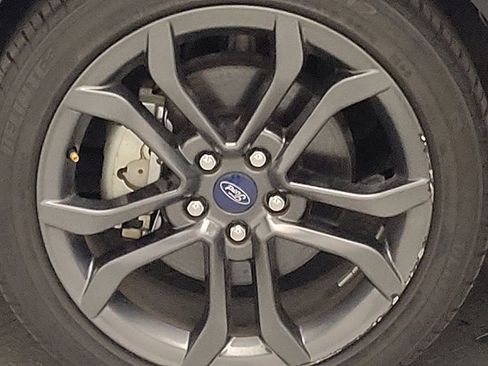 Used 2018 Ford Fusion SE w/ Equipment Group 201A FWD image 31