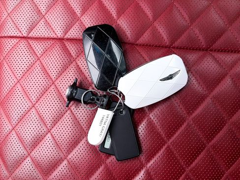 Used 2025 Genesis G70 3.3T Advanced w/ Sport Prestige Package image 32