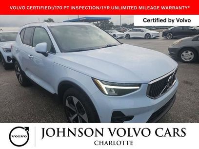 Used 2025 Volvo XC40 B5 Plus