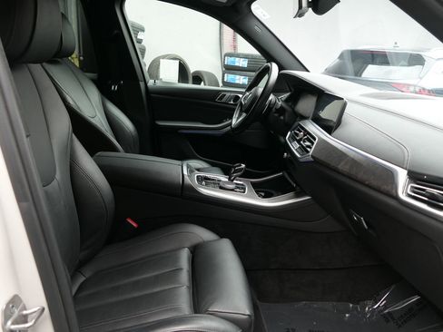Used 2022 BMW X5 xDrive45e w/ M Sport Package AWD/4WD image 28