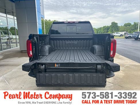Used 2025 GMC Sierra 1500 Denali w/ Denali Reserve Package AWD/4WD image 6