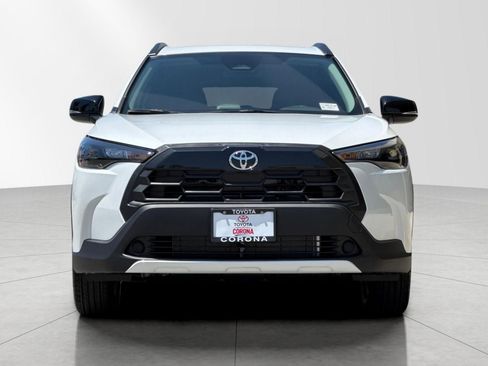 New 2026 Toyota Corolla Cross LE FWD image 8