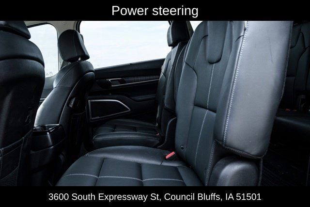 Used 2025 Kia Telluride EX w/ EX Captain's Chair Package AWD/4WD image 21