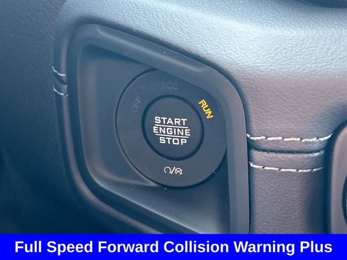 New 2025 Jeep Gladiator Sport w/ Premium Package image 36