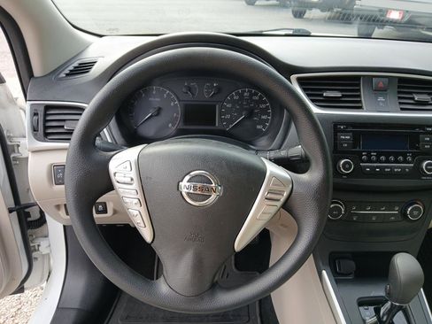 Used 2016 Nissan Sentra S FWD image 21