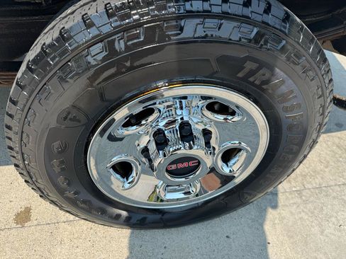 Used 2011 GMC Savana 2500 RWD image 12