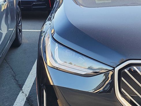 Used 2026 BMW X3 xDrive30 w/ Premium Package image 3