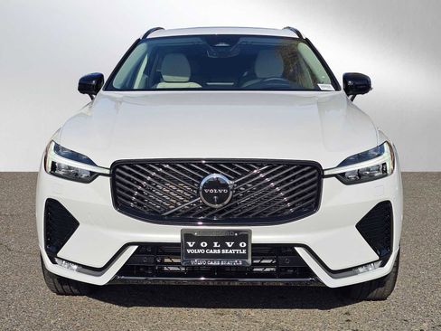 New 2026 Volvo XC60 B5 Ultra w/ Climate Package AWD/4WD image 8