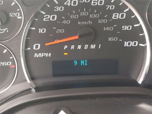 New 2025 GMC Savana 3500 w/ Power Convenience Package image 28