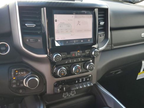 New 2026 RAM 1500 4x4 Crew Cab image 24