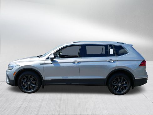 Certified 2024 Volkswagen Tiguan SE AWD/4WD image 4