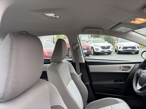 Used 2017 Toyota Corolla L FWD image 26