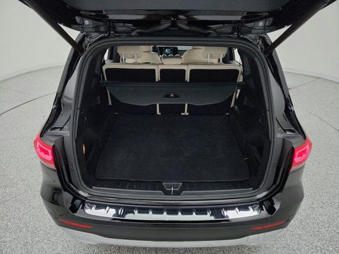 Certified 2021 Mercedes-Benz GLB 250 image 25