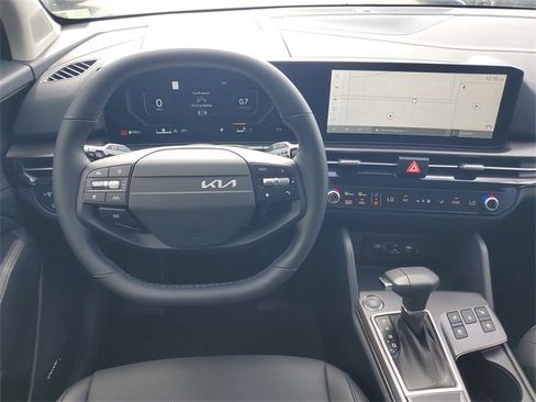 New 2026 Kia Sportage SX image 23