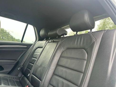 Used 2016 Volkswagen Golf 4-Door AWD/4WD image 21