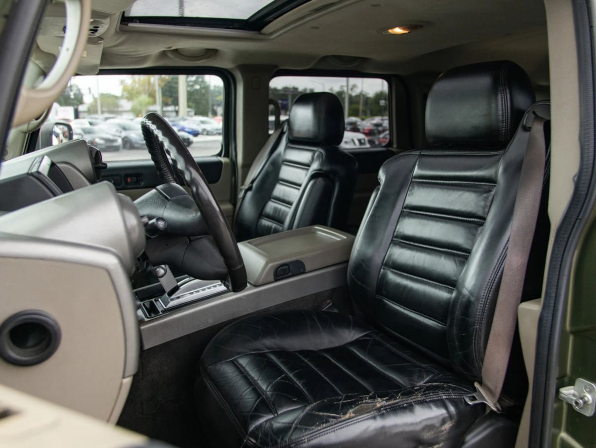 Used 2003 HUMMER H2 w/ Preferred Equipment Group AWD/4WD image 20