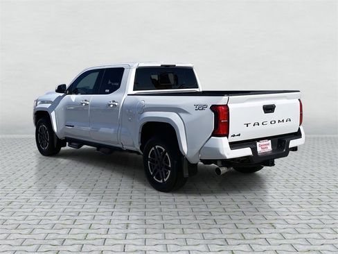 Used 2026 Toyota Tacoma TRD Sport image 4