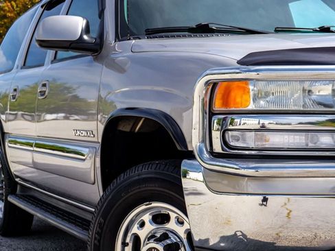 Used 2005 GMC Yukon XL 2500 SLT w/ SLT Preferred Equipment Group image 52