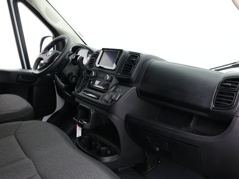 Used 2025 RAM ProMaster 2500 w/ Convenience Group FWD image 30