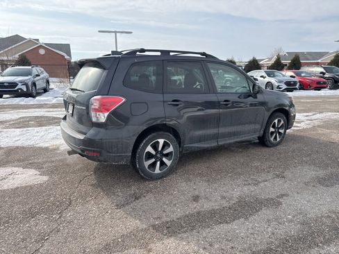 Used 2018 Subaru Forester 2.5i Premium image 13