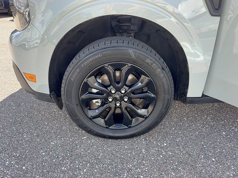 Certified 2024 Ford Maverick XLT w/ XLT Luxury Package FWD image 36
