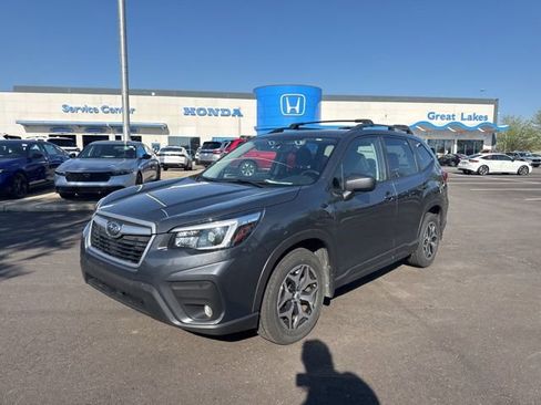 Used 2021 Subaru Forester Premium w/ Popular Package #1 image 1