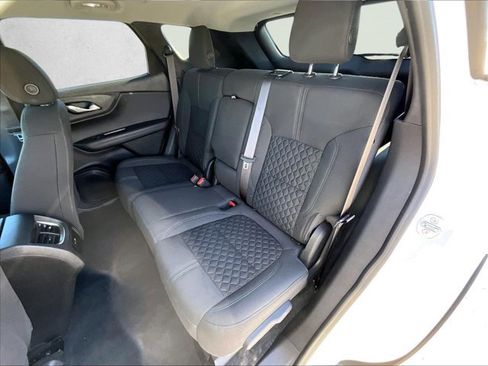 Used 2021 Chevrolet Blazer LT image 25