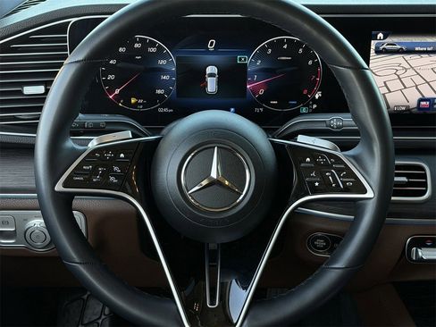 Used 2025 Mercedes-Benz GLE 350 4matic image 12