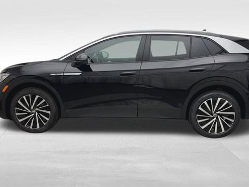 Used 2023 Volkswagen ID.4 Pro S Plus AWD/4WD image 5