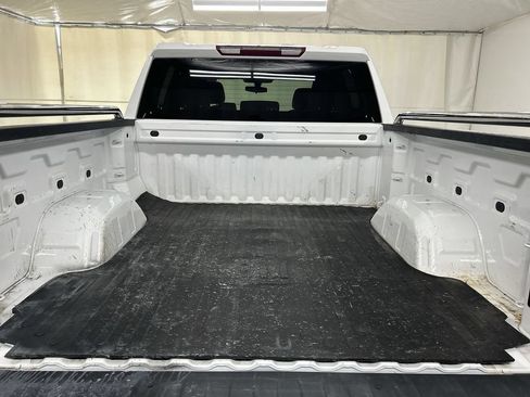 Used 2022 Chevrolet Silverado 1500 LT AWD/4WD image 21