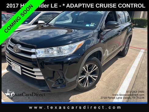 Used 2017 Toyota Highlander LE FWD image 1