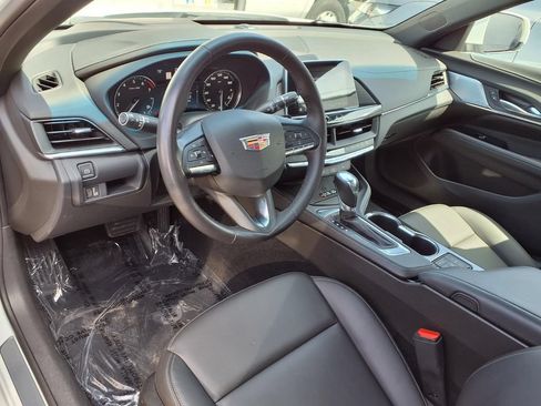 Certified 2024 Cadillac CT4 Luxury w/ Sun And Sound Package RWD image 4