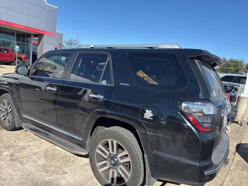 Used 2018 Toyota 4Runner Limited image 4