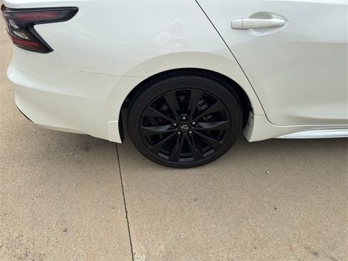 Used 2023 Nissan Maxima SR w/ Sport Mat Group image 50