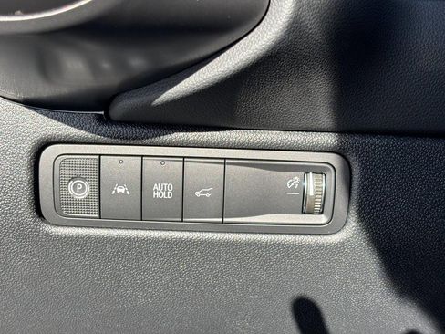 New 2026 Chevrolet Equinox EV RS image 36