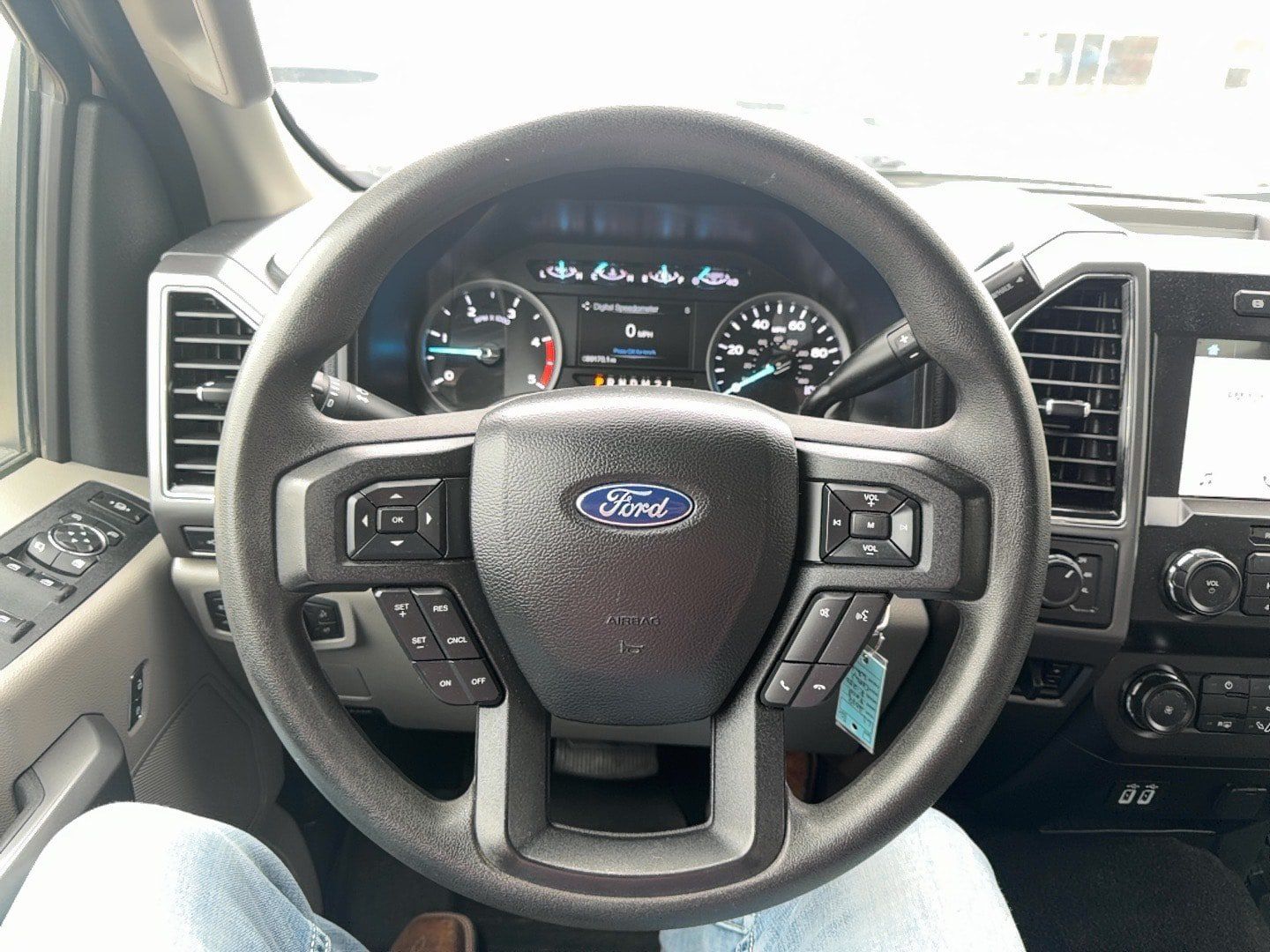 Used 2019 Ford F250 XLT w/ XLT Value Package AWD/4WD image 14