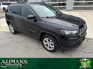 Used 2024 Jeep Compass Latitude AWD/4WD video 1