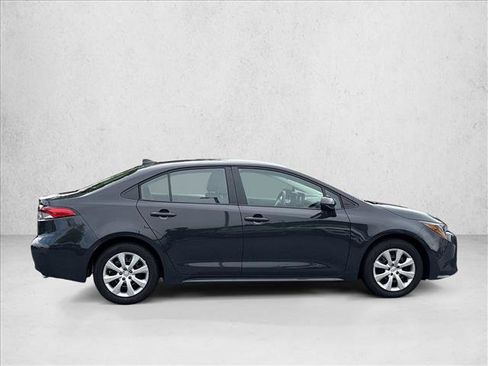 Used 2026 Toyota Corolla LE FWD image 4