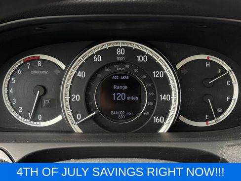 Used 2017 Honda Accord LX image 11