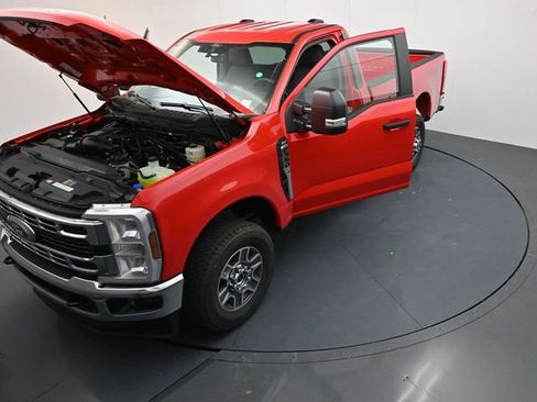 New 2025 Ford F350 XLT image 33