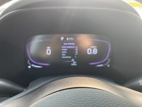 Used 2025 Kia Soul LX w/ LX Technology Package FWD image 15