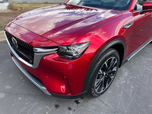 Used 2024 MAZDA CX-90 Plug-In Hybrid w/ Premium Plus AWD/4WD image 26