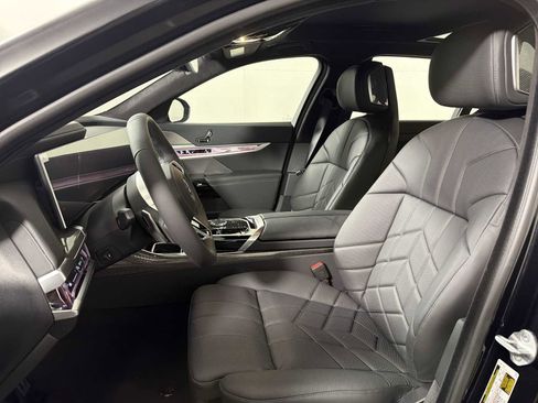 New 2026 BMW 740i xDrive w/ Executive Package image 11