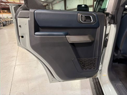 Used 2022 Ford Bronco Outer Banks w/ Sasquatch Package image 35
