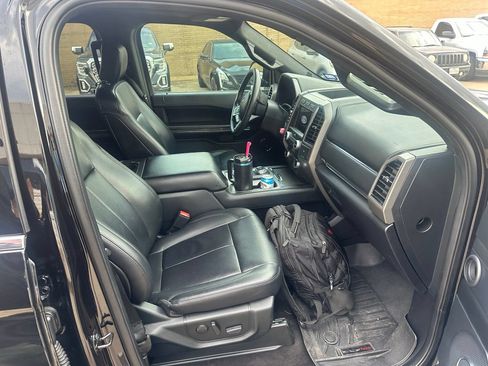 Used 2020 Ford Expedition Max XLT w/ Equipment Group 202A AWD/4WD image 4