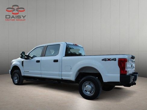 Used 2019 Ford F250 XL w/ Power Equipment Group AWD/4WD image 7