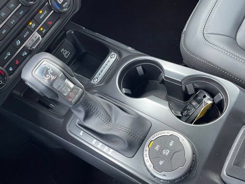 New 2026 Ford Bronco Outer Banks AWD/4WD image 14